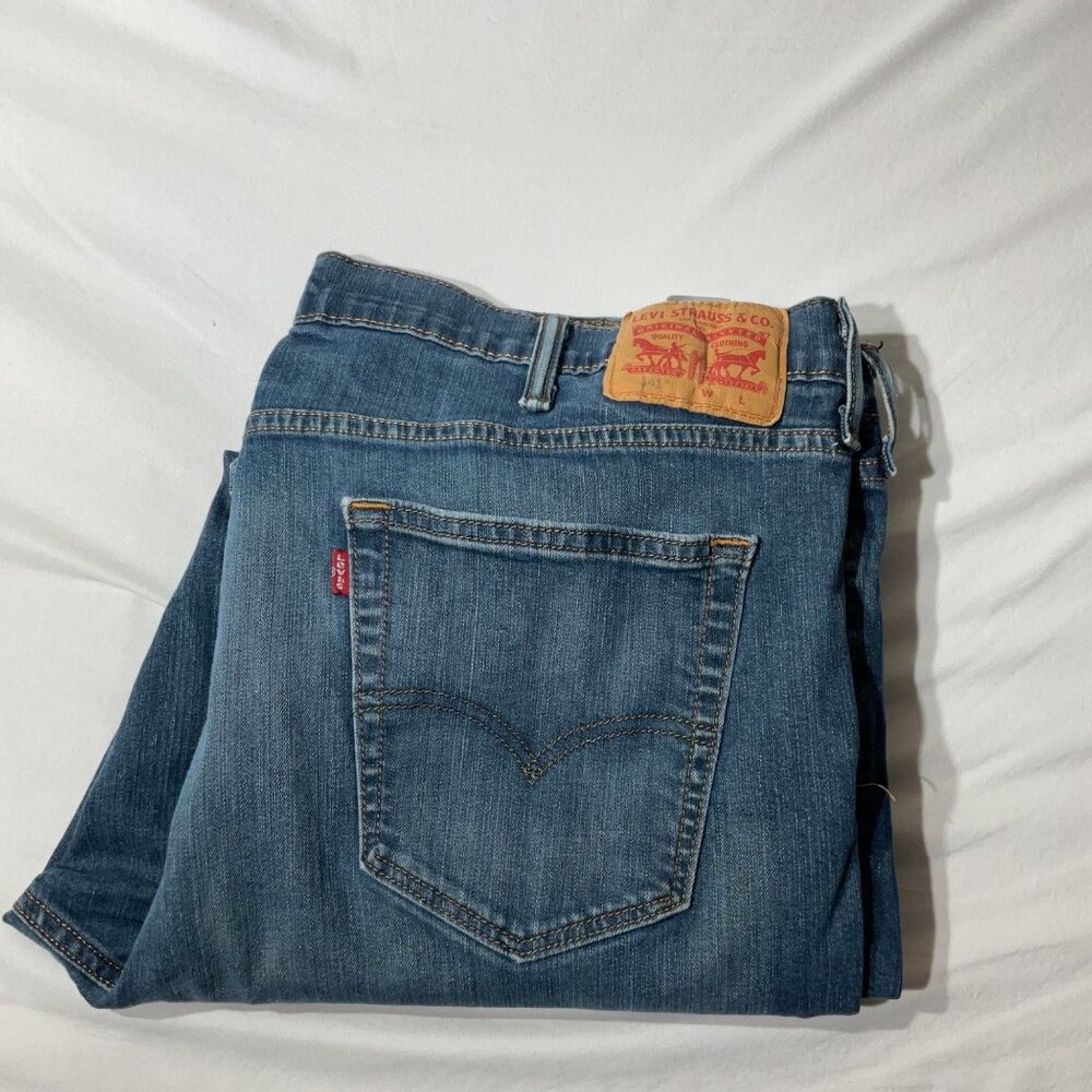 Levis 514 Straight Fit Light Wash Blue Denim Jeans Mens 44*30 Classic Style Cott